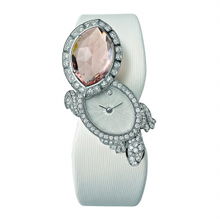 時尚婚嫁 珠寶、表情與化妝品的完美融合